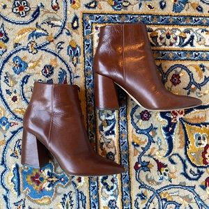 Vince Camuto Size 9 Burgundy Leather Booties